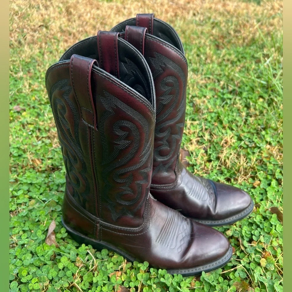 Cody James Men’s Black Cherry Round Toe Sturdy Shiny Western Cowboy Boots 8.5D